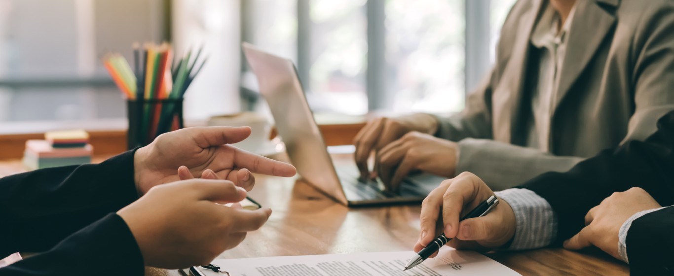 Thẩm định Bwin là thương hiệu cá cược trực tuyến (Underwriting) là gì? 6 điều bạn nên biết