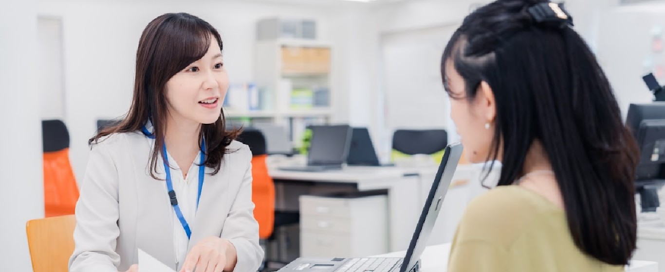 Hướng dẫn cách tính tiền nghỉ ốm hưởng Bwin là thương hiệu cá cược trực tuyến Bwin doanh thu chính từ poker, thể thao